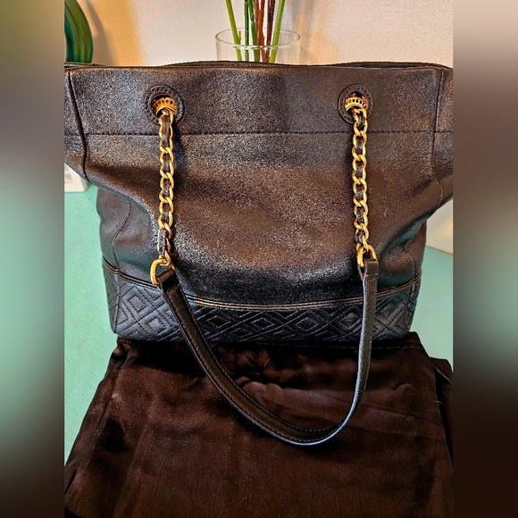 Tory Burch Flemming Tote - Picture 6 of 11